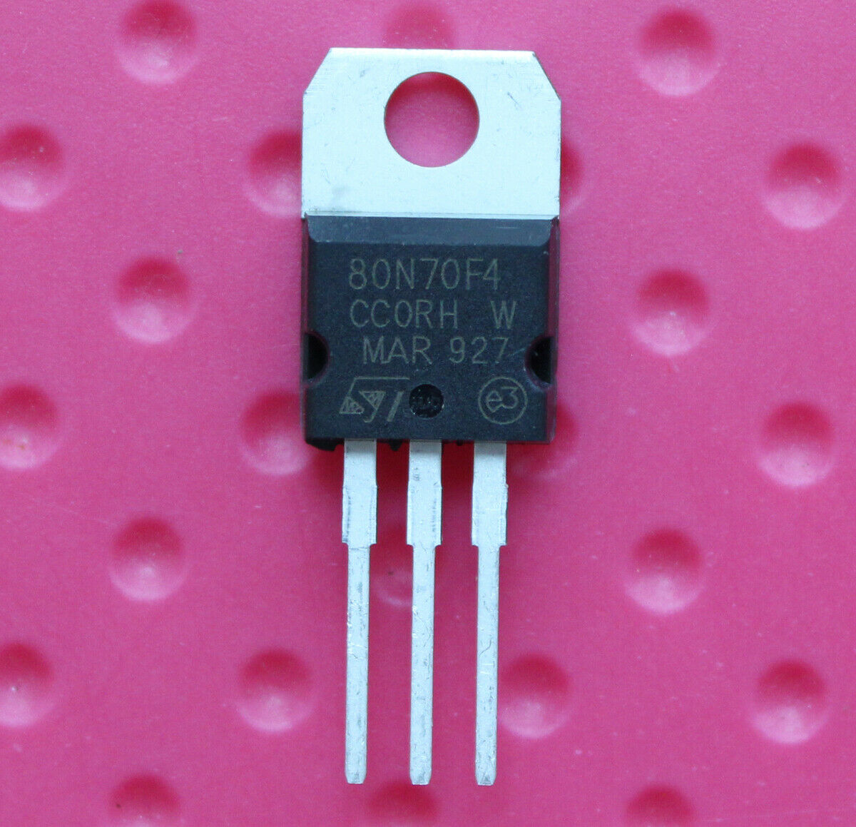 10pcs STP80N70F4 80N70F4 Integrated Circuit IC TO-220