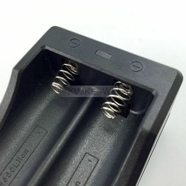 AC 100-240V Charger for 2 x 3.7V Rechargeable Lithium Battery New