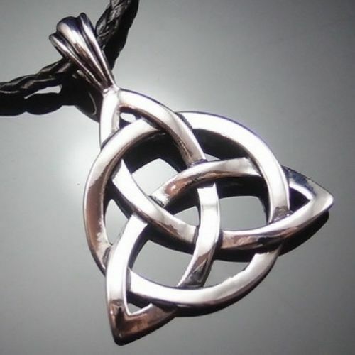 Retro Celtic Knot Triquetra Trinity Pewter Pendant with 20" Choker Necklace