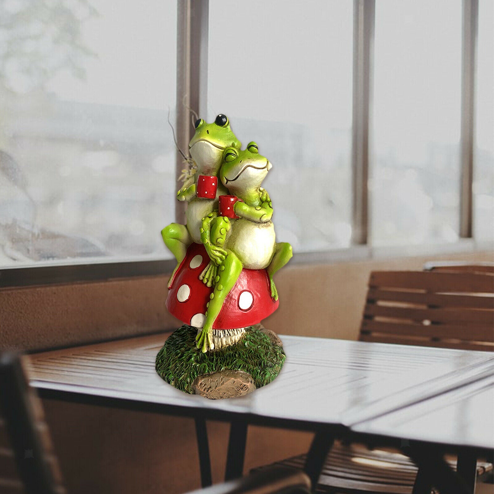 Art Creative Garden Frog Statue Polyresin Animal Sculpture Patio Decorative