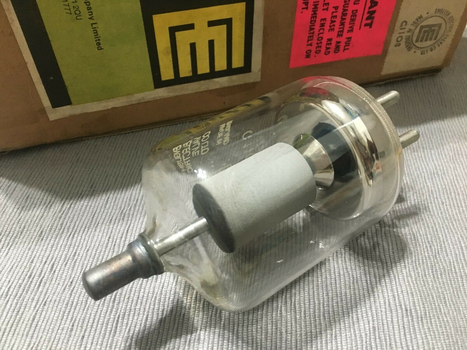 1pcs - C1108 english electric valve co ltd Vacuum tube NOS
