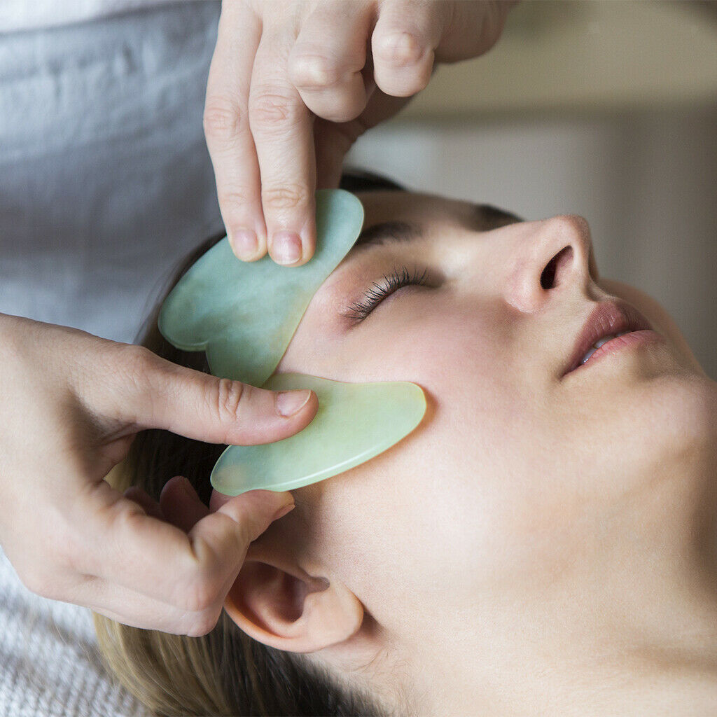 Jade Roller for Face with Gua Sha Massager Tool Natural Jade Facial Beauty Sets