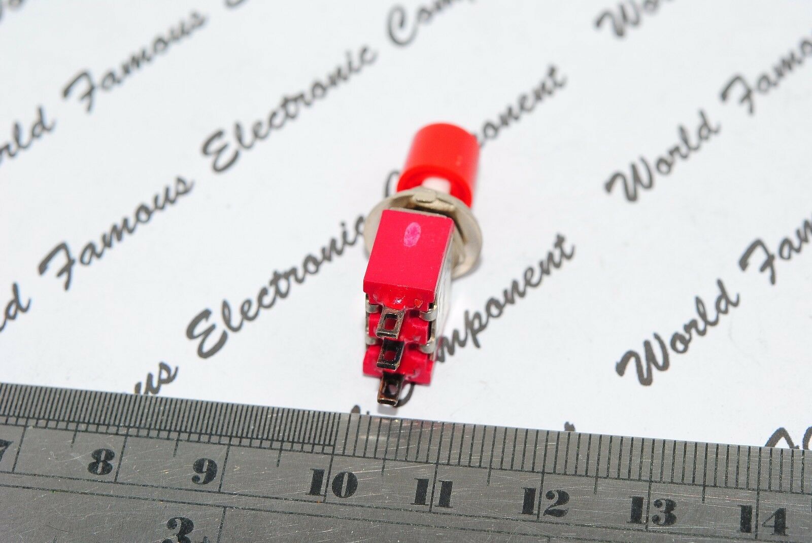 1pcs - 5A/125VAC 2A/250VAC COM/NO/NC Push Button Switch