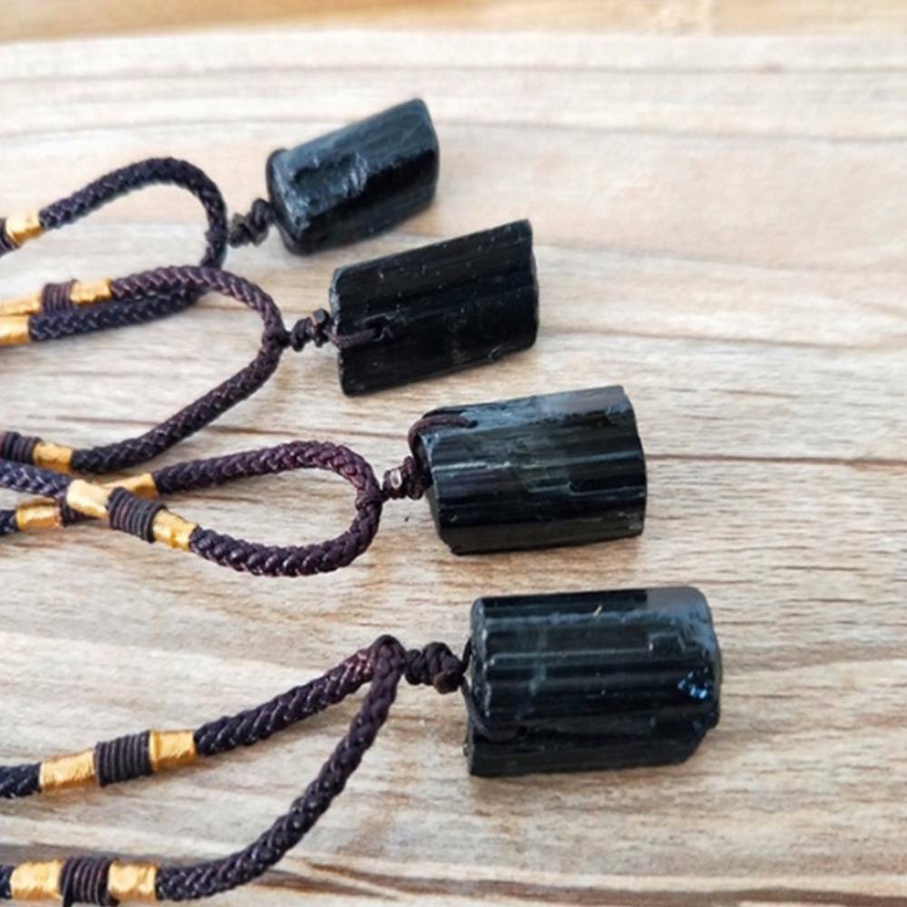 Men Unisex Black Tourmaline Stone Natural Crystal Gem Specimen Pendant Necklace