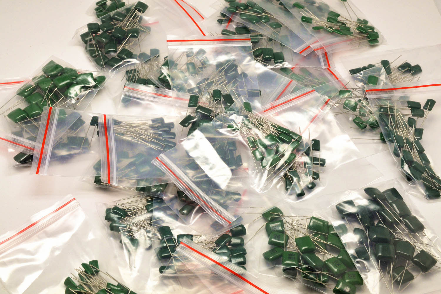 120 Pcs 3A102J~3A103J 1nF~10nF  Mylar Polyester Film Capacitors1000V