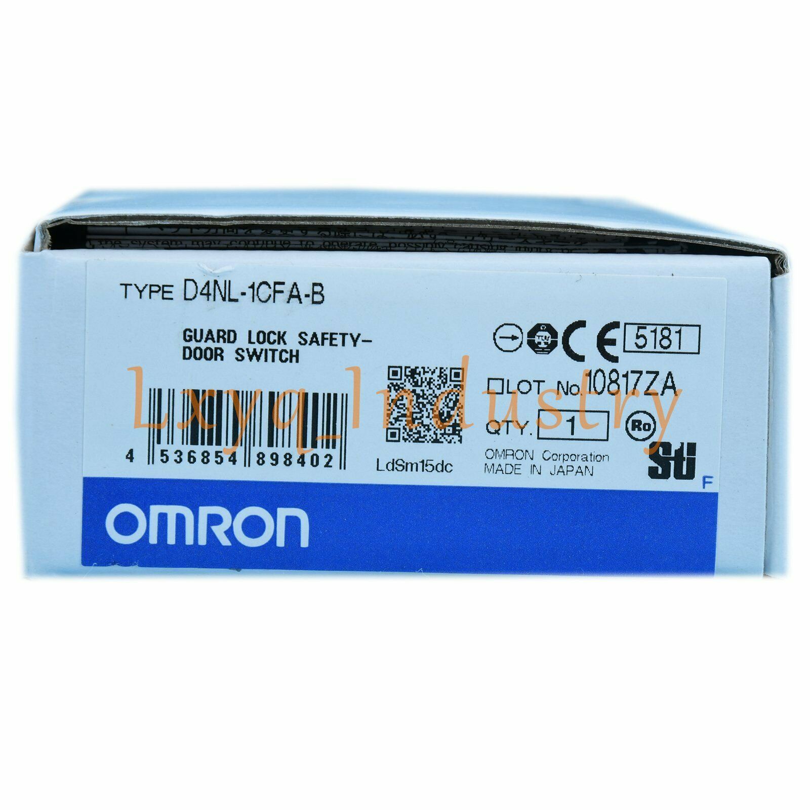 Omron safety switch D4NL-1CFA-B D4NL 1CFA B in box Brand New Quality Assurance