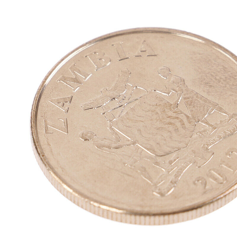 21mm Zambia 50 Ngwee Coin African Wild animal Collection of commemorative.l8