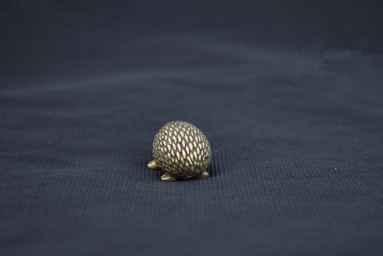 China Pure brass hedgehog small statue