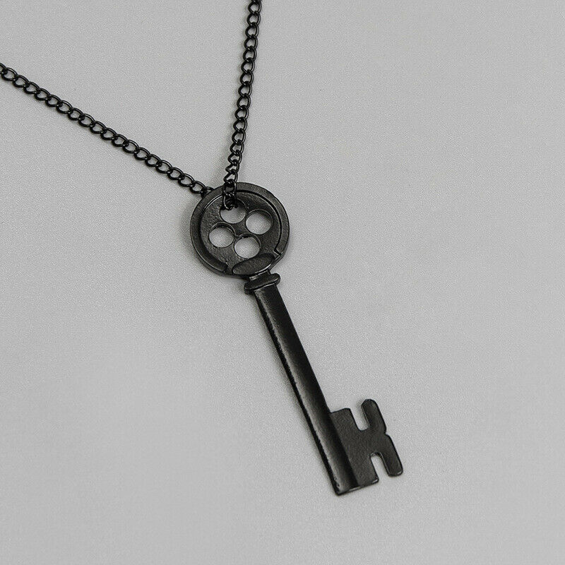 Fashion Personality Metal Key Skeleton Props Retro Black Treasure Chest N.l8
