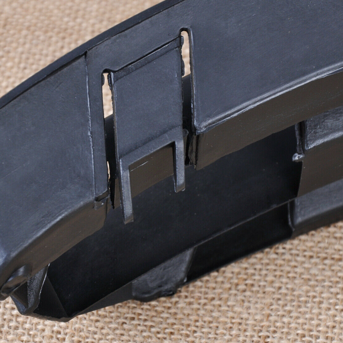 1J5853666C Fit for 1999-04 VW Jetta Bora Front Right Bumper Lower Grill Vent An
