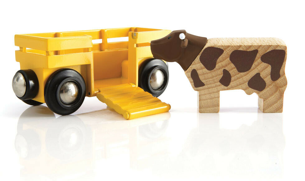 33406 BRIO Cow & Wagon Wooden Railway Rolling Stock inc 2 pcs Age 3 Years+