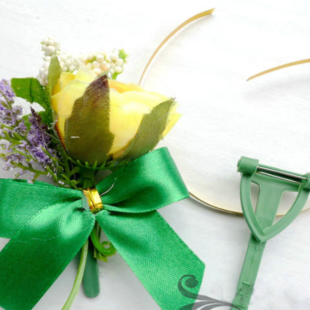 100pcs Green Plastic Corsages for Wedding Supplies Flower Ribbon