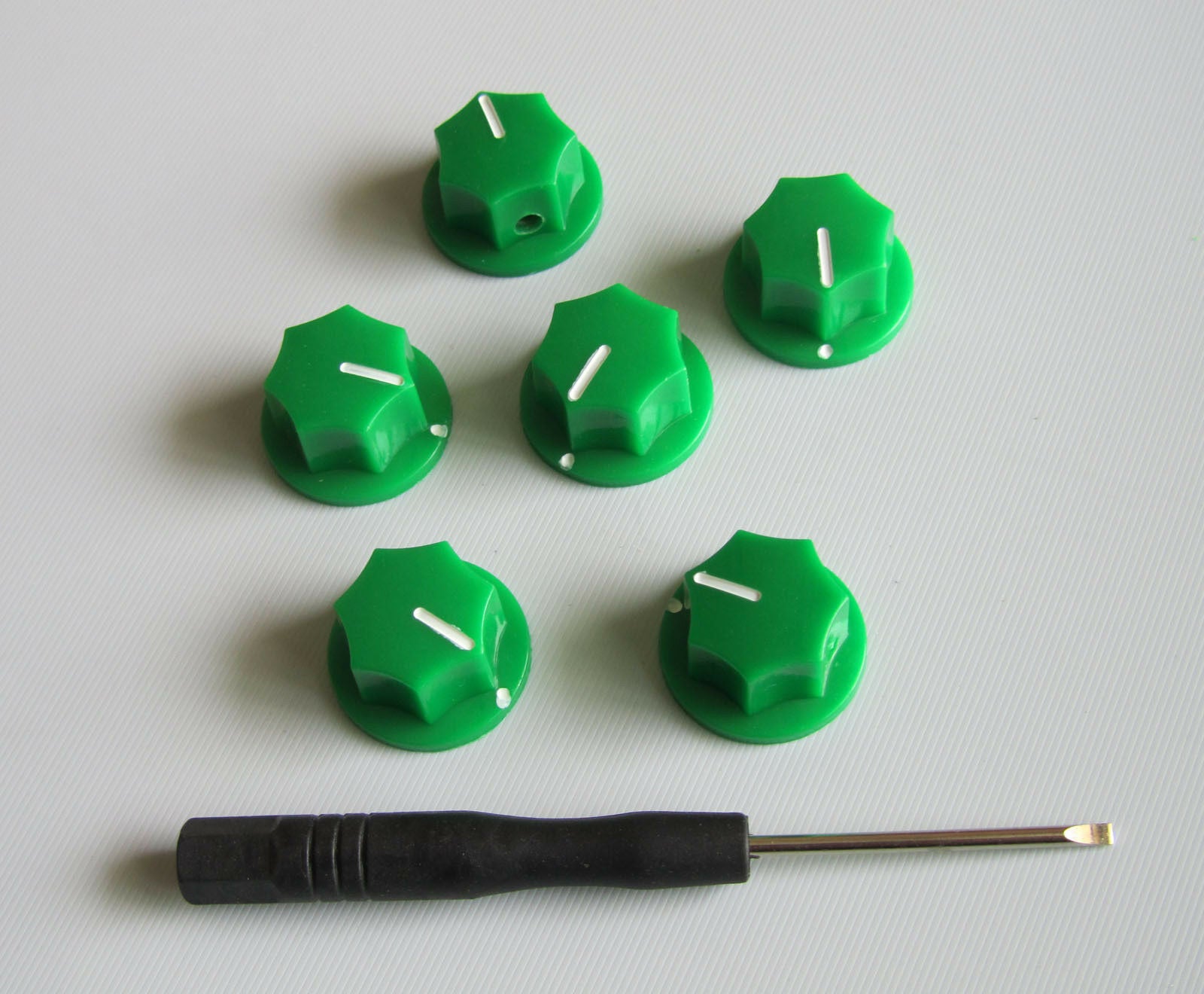 6x Guitar 1/4" Mini MXR Style AMP Knobs Effect Pedal Knob w/ Set Screw Green