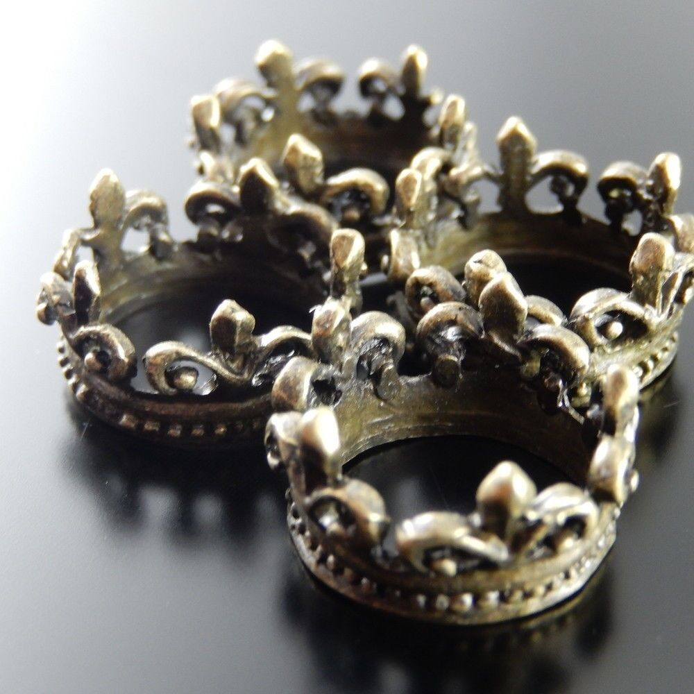 20 pcs Antiqued Bronze Iris Floral Crown Pendant Charm Alloy For Jewelry 18x9mm