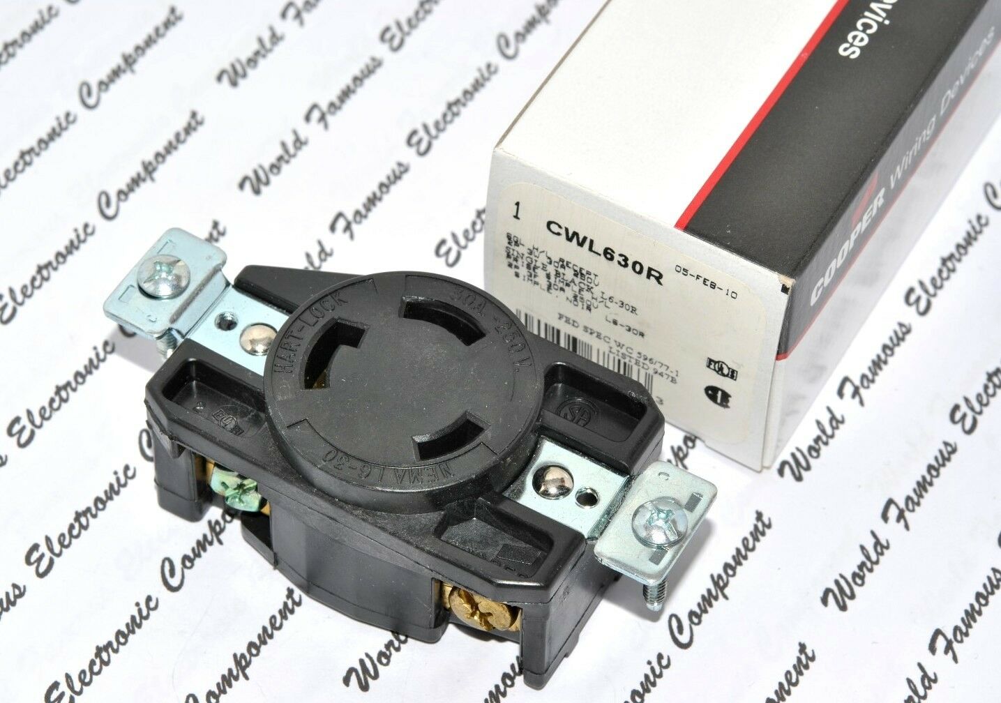 1pcs-COOPER CWL630R NEMA L6-30R 30A 250V Twist Hart-Lock Locking Receptacle