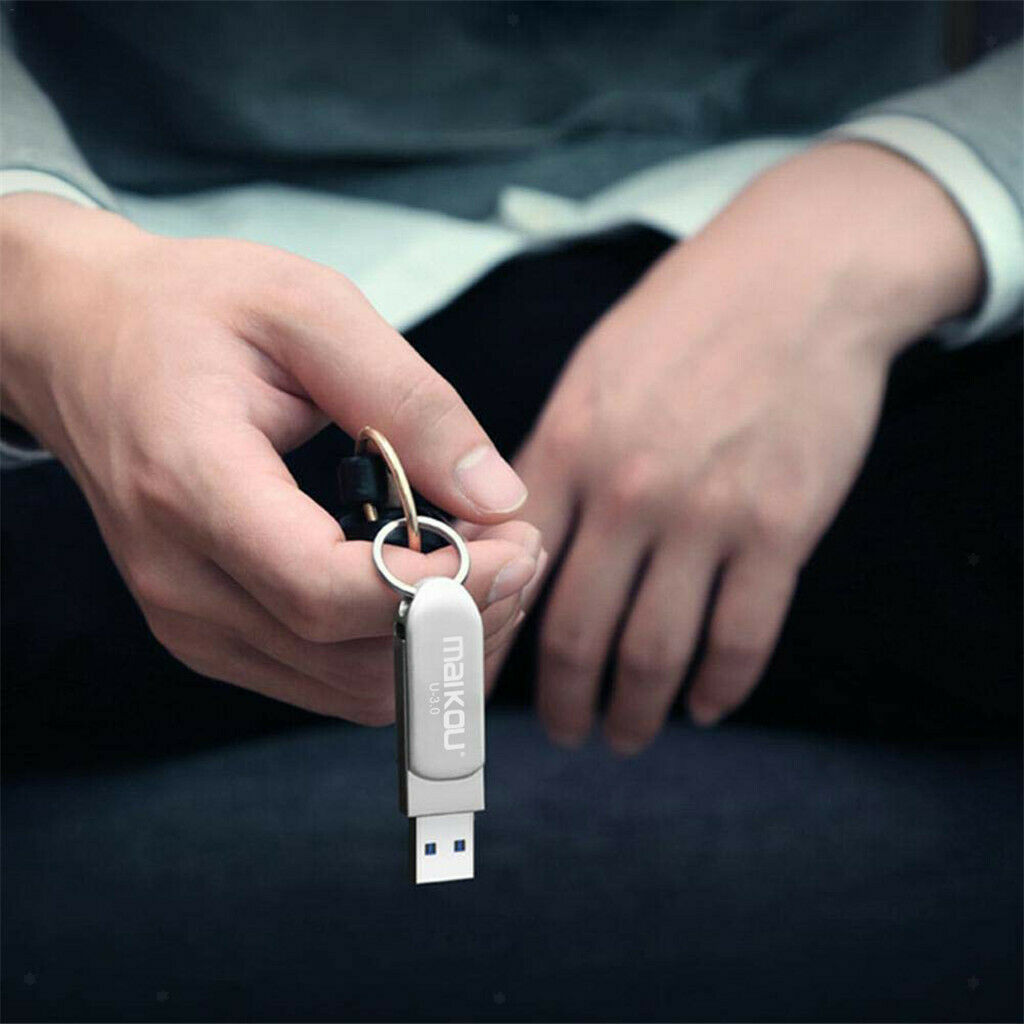 32GB Ultra Fit USB Type C Flash Drive Case with Keychain, Lightweight And