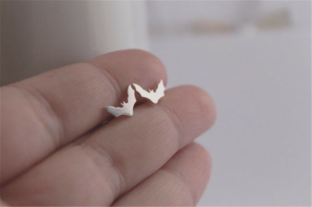 Cool Women Punk Gothic Bat Batman Ear Studs Earring Halloween Party Jewelry