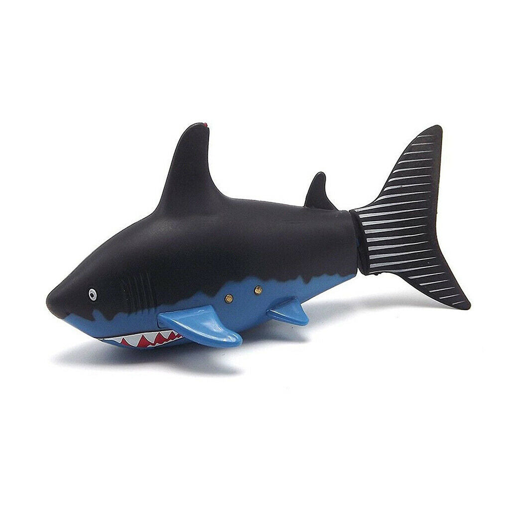 Mini remote control rechargeable Shark Swim in water electronic