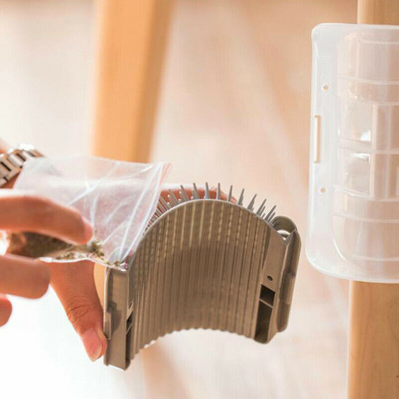 Shop-Story - Groomer Grey: Brush Angle Grooming for Cat