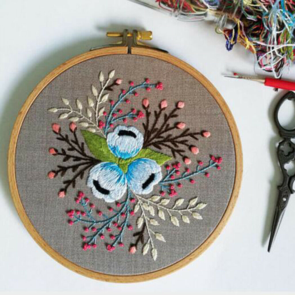 Handmade   Garland   Pattern   Needlepoint   Kits   for   Cross   Stitch