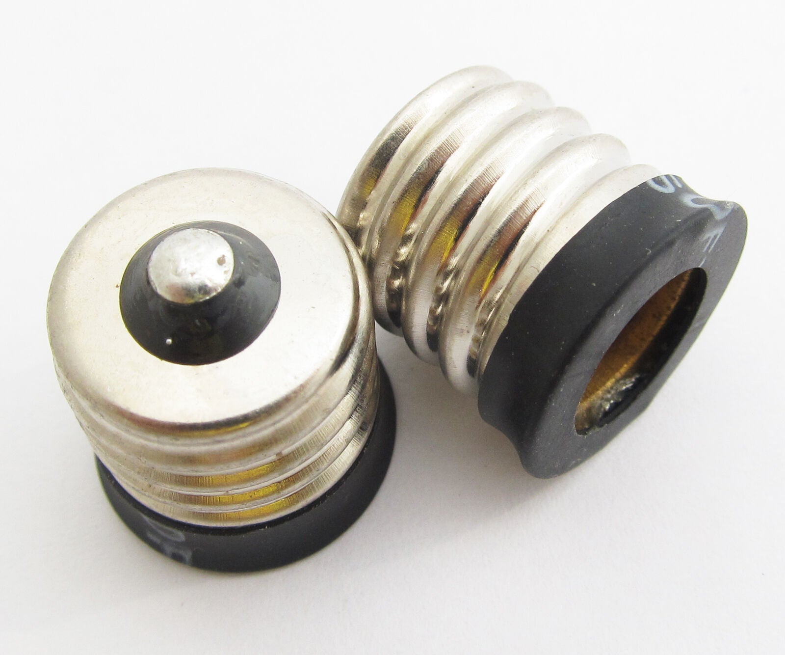 10pcs LED Light Bulb Lamp Converter E17 Male To E12 Female Candelabra Socket New