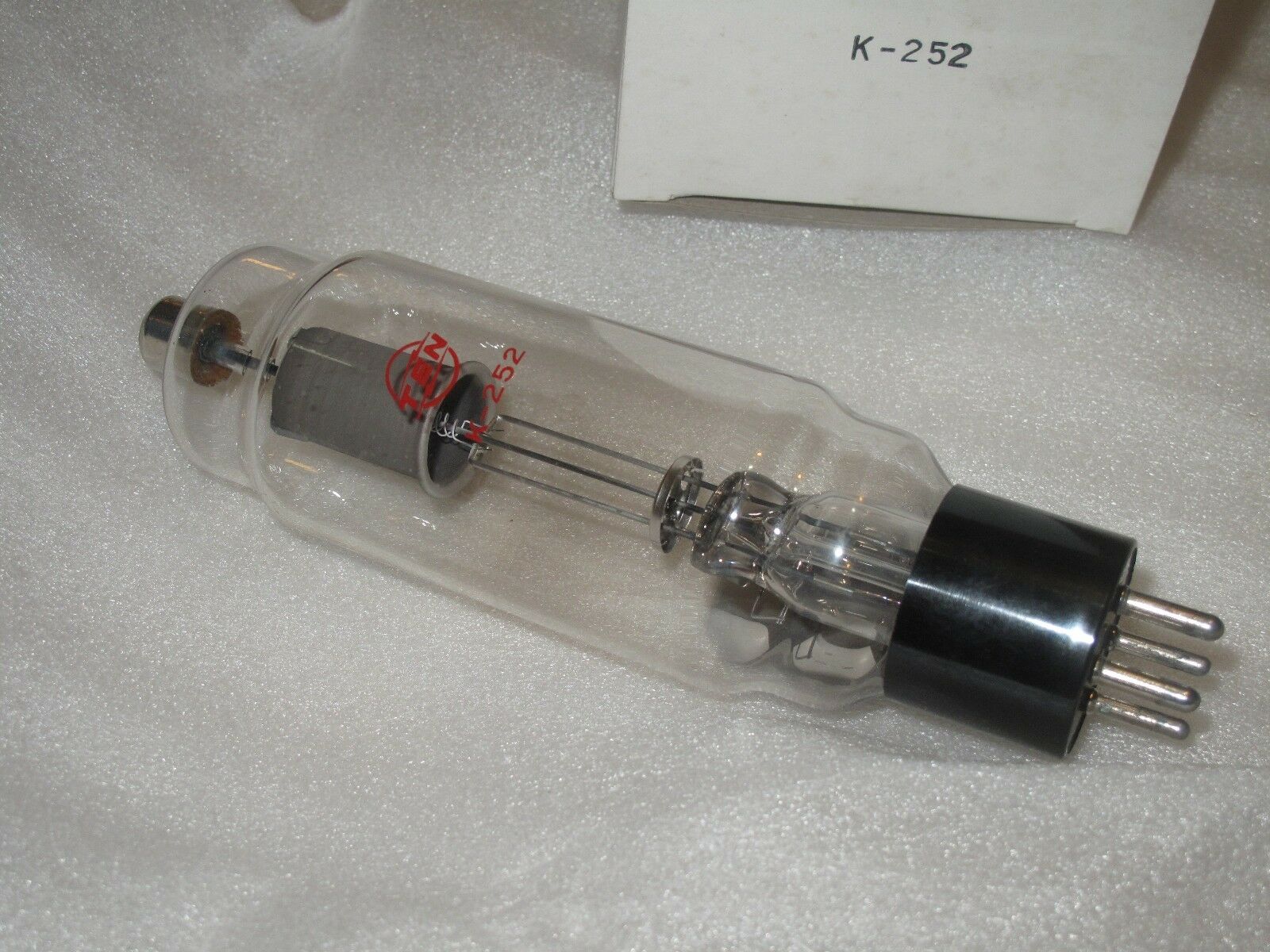 1PCS - TEN K-252 / K252  Vacuum tube NOS NIB