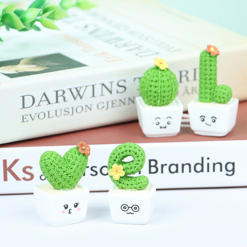 4PcsCactus Shaped Adornments Decorative Bonsai Prop Cactus Plant Potted D.l8