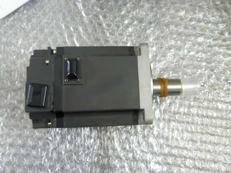 1PCS New In Box Mitsubishi Servo Motor HF-KP73K