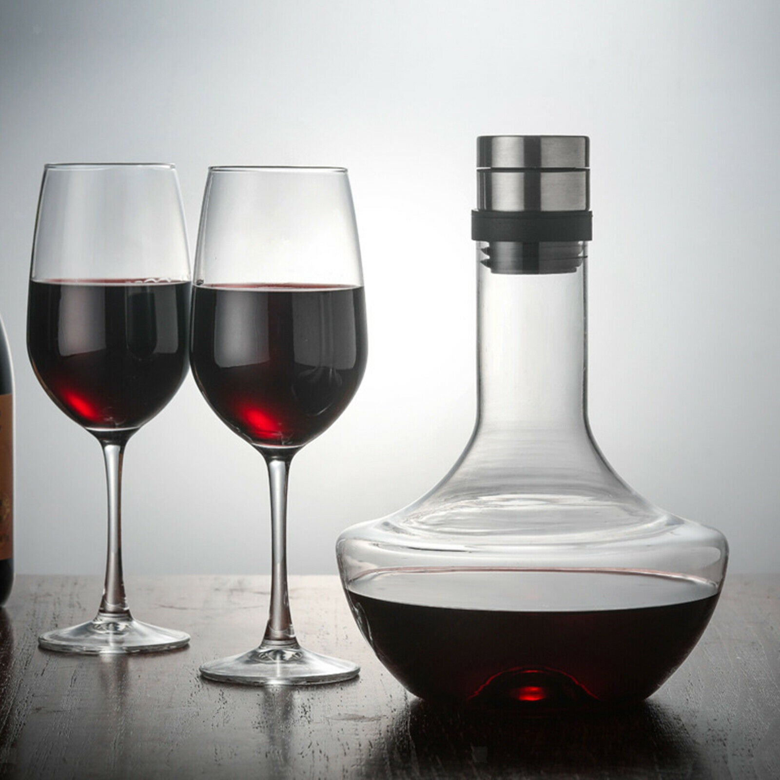 Red Wine Decanter 1500ml Capacity Provides  Aerating with Stopper