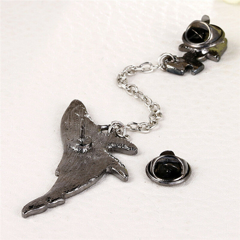Enamel Collar Space Astronaut Pin Brooch Whales Cartoon Badge Booch JC.l8