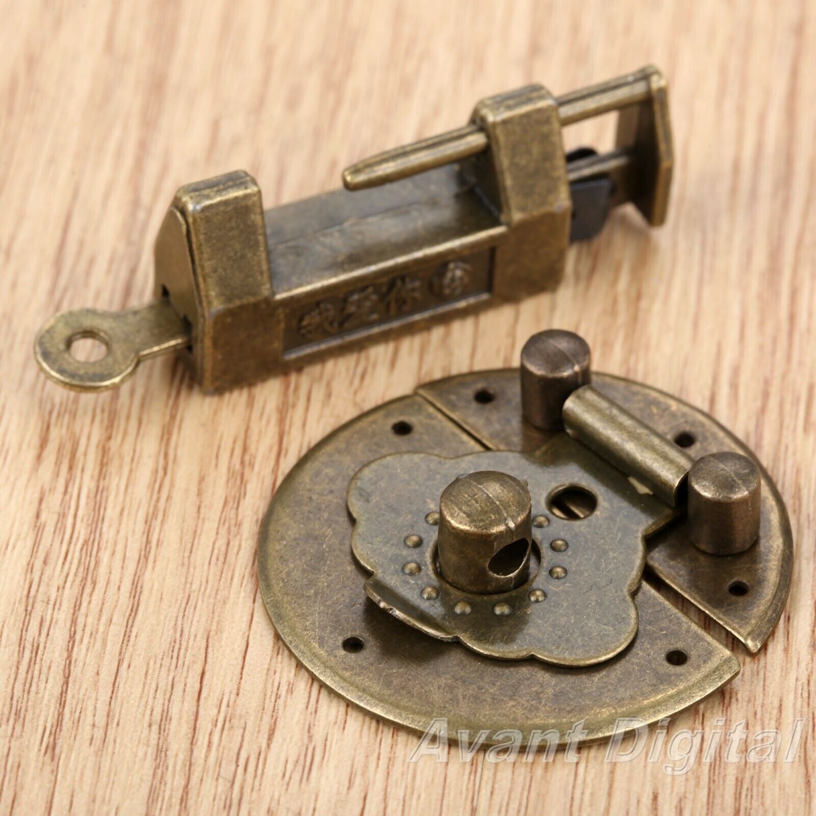 1Set Retro Bronze Lock Latch Buckle Clasp Chinese Old Style Jewelry Box Padlock
