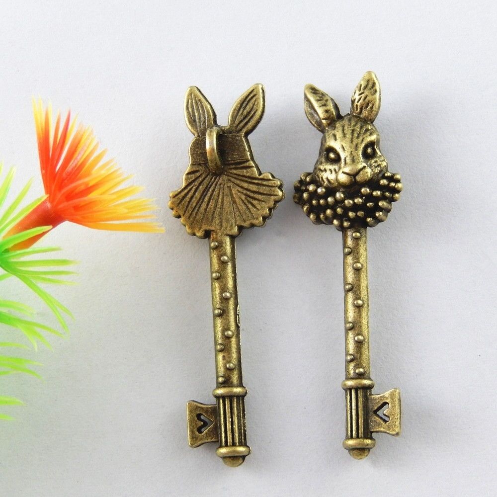 10X Antiqued Bronze Alloy Rabbit Looked Key Charms Pendant Jewelry Accessory