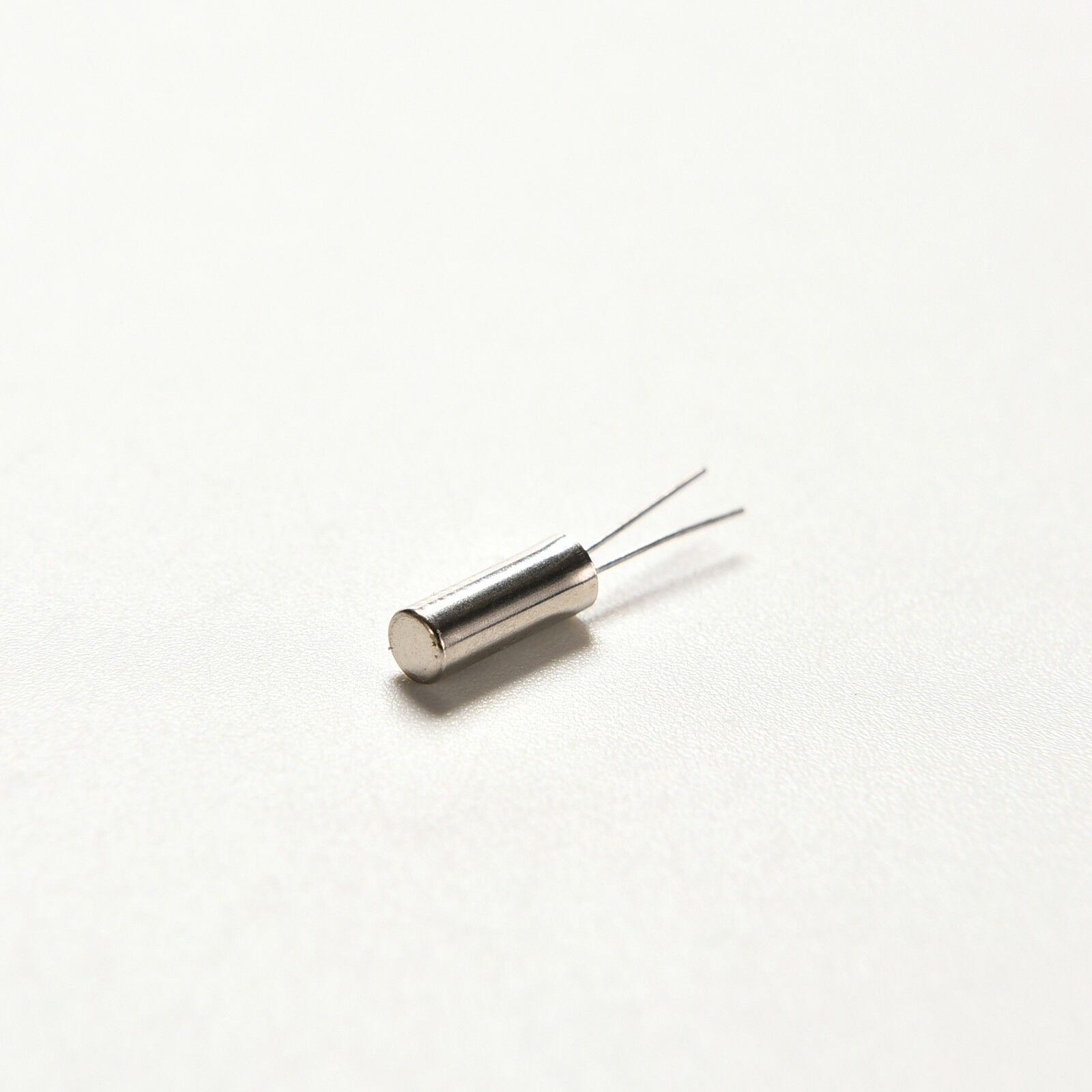 20Pcs 32.768KHz 32768HZ Crystal Oscillator 2 x 6 mm Best Lt