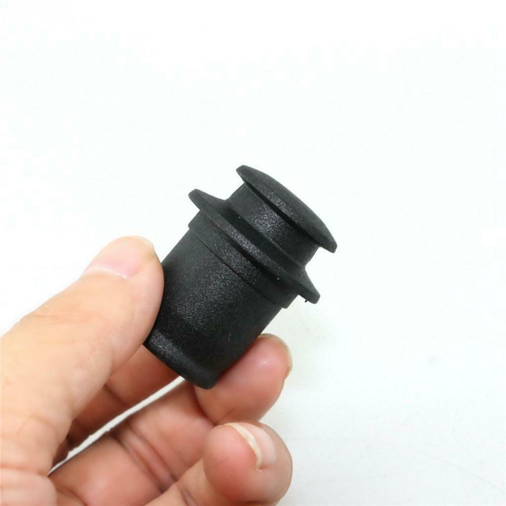 Pack of 5 12V Car Cigarette Lighter Socket Plug Dust Cover   Waterproof