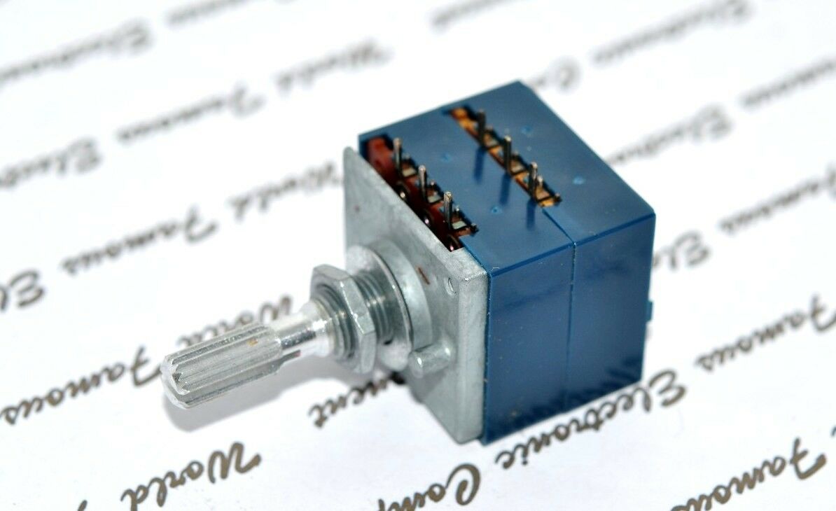 1pcs - ALPS RK27 50KMN Balance Dual Potentiometer knurled - JAPAN RK27112200440