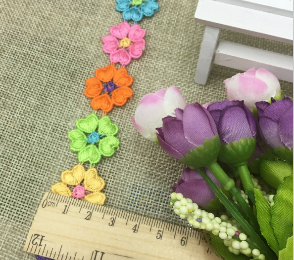 6 yards Heart-shape petals Flowers Embroidered lace Trim Wedding Decor Sewing