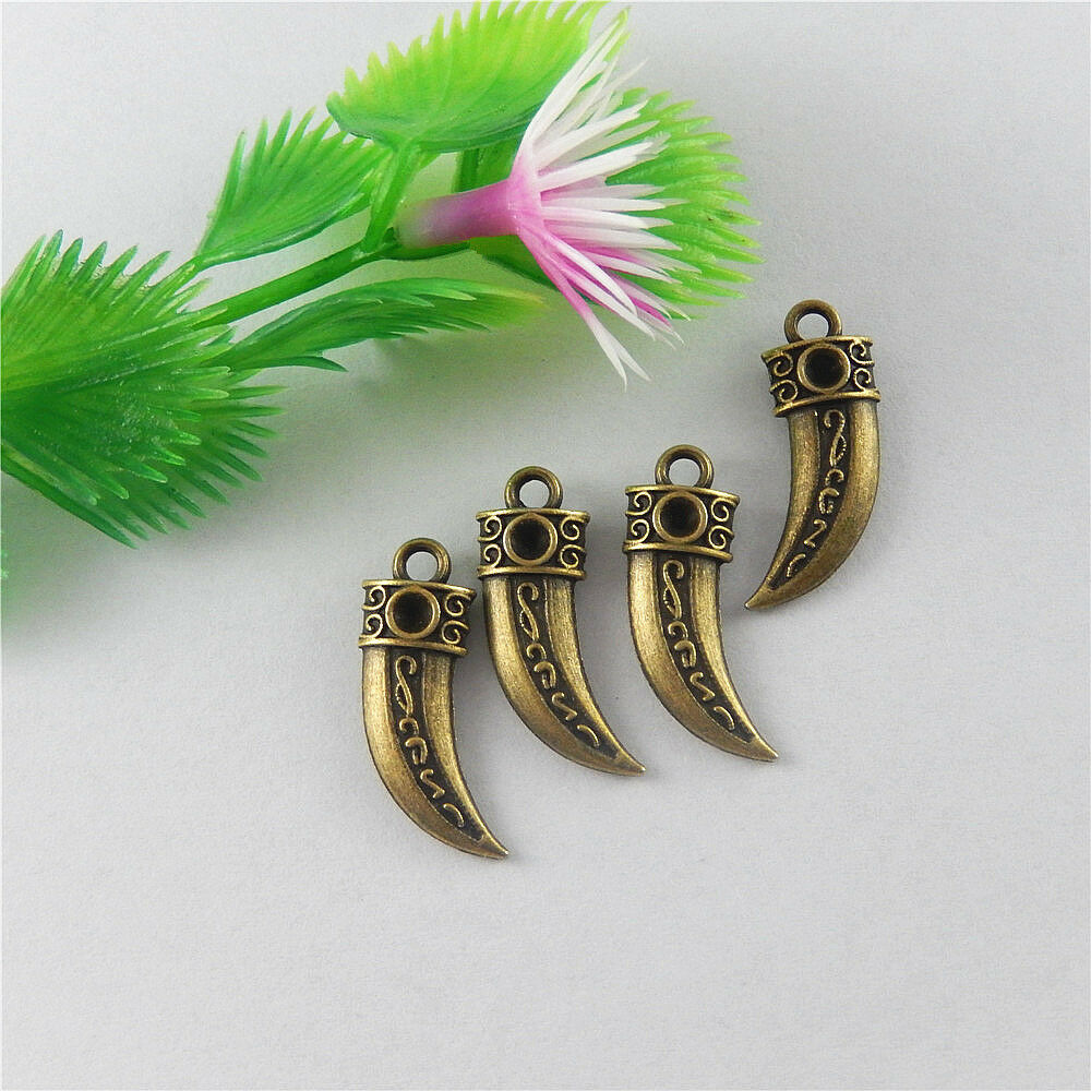 40pcs Antiqued Bronze Alloy Wolf Tooth Charms Pendant Necklace Jewelry Making
