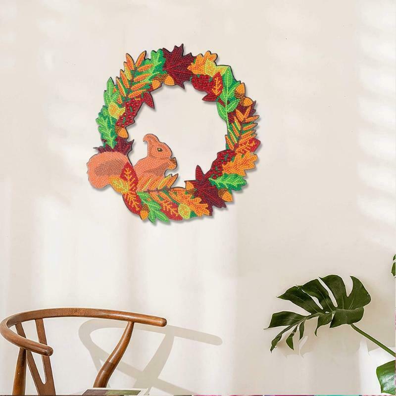 Squirrel Maple Leaf Wreath 5D Special Diamond Painting Embroidery Cross Stitch