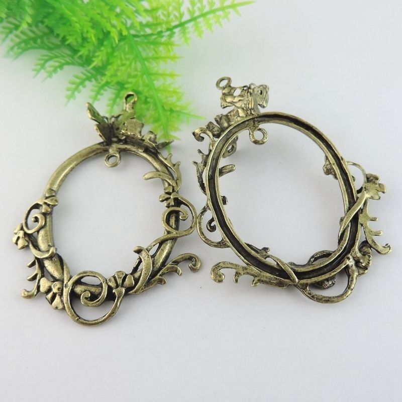 5PCS Antiqued Style Bronze Alloy Butterfly Circle Pendant Jewelry Findings 38971