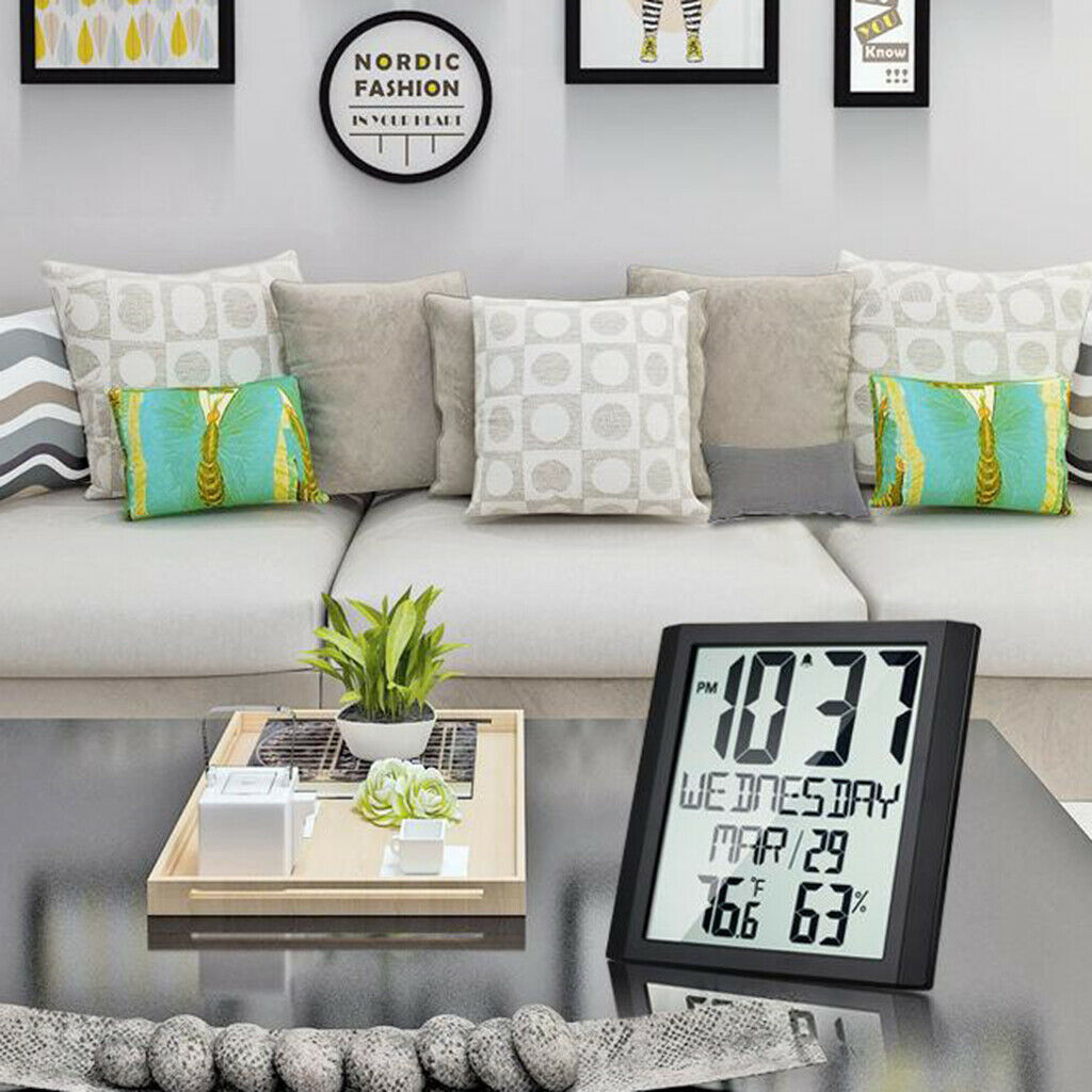 Compact digital day clock. Large display temperature and humidity display