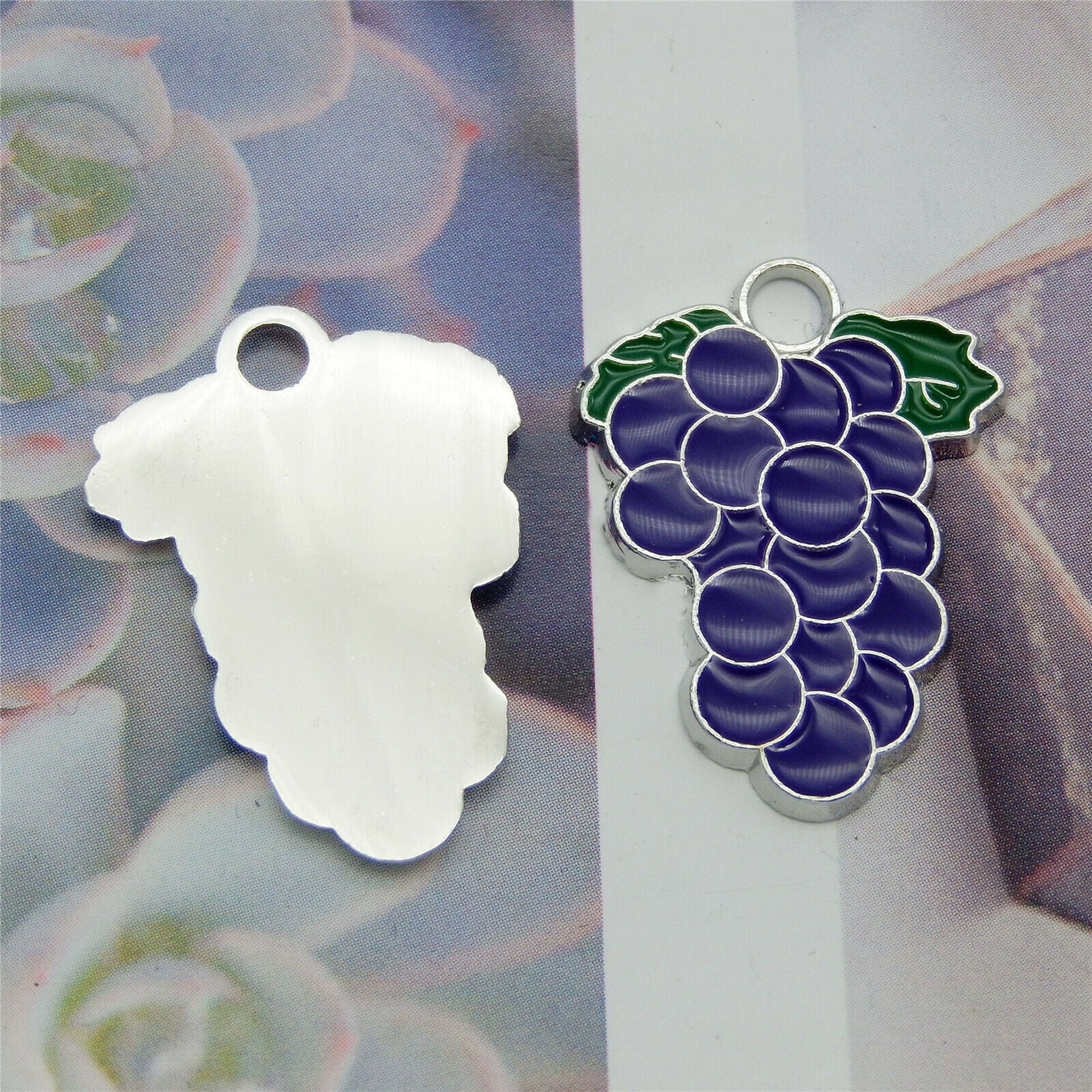 10 pcs Purple Grape Charm Enamel Pendant Keychain Jewelry Crafts Alloy 26*20mm