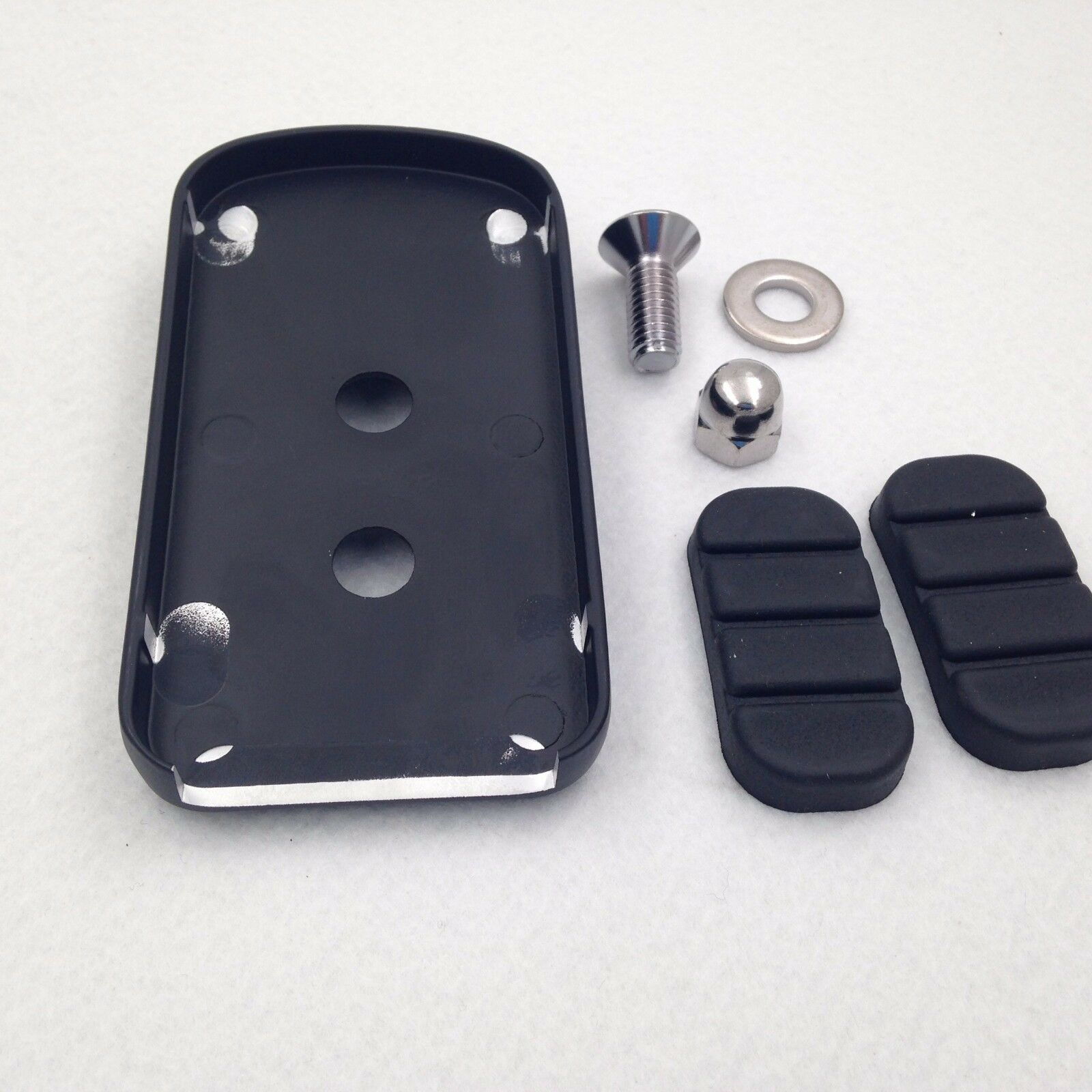 Black Foot Pegs For Kawasaki Suzuki Yamaha H-D Electra GlidesStreet Glides