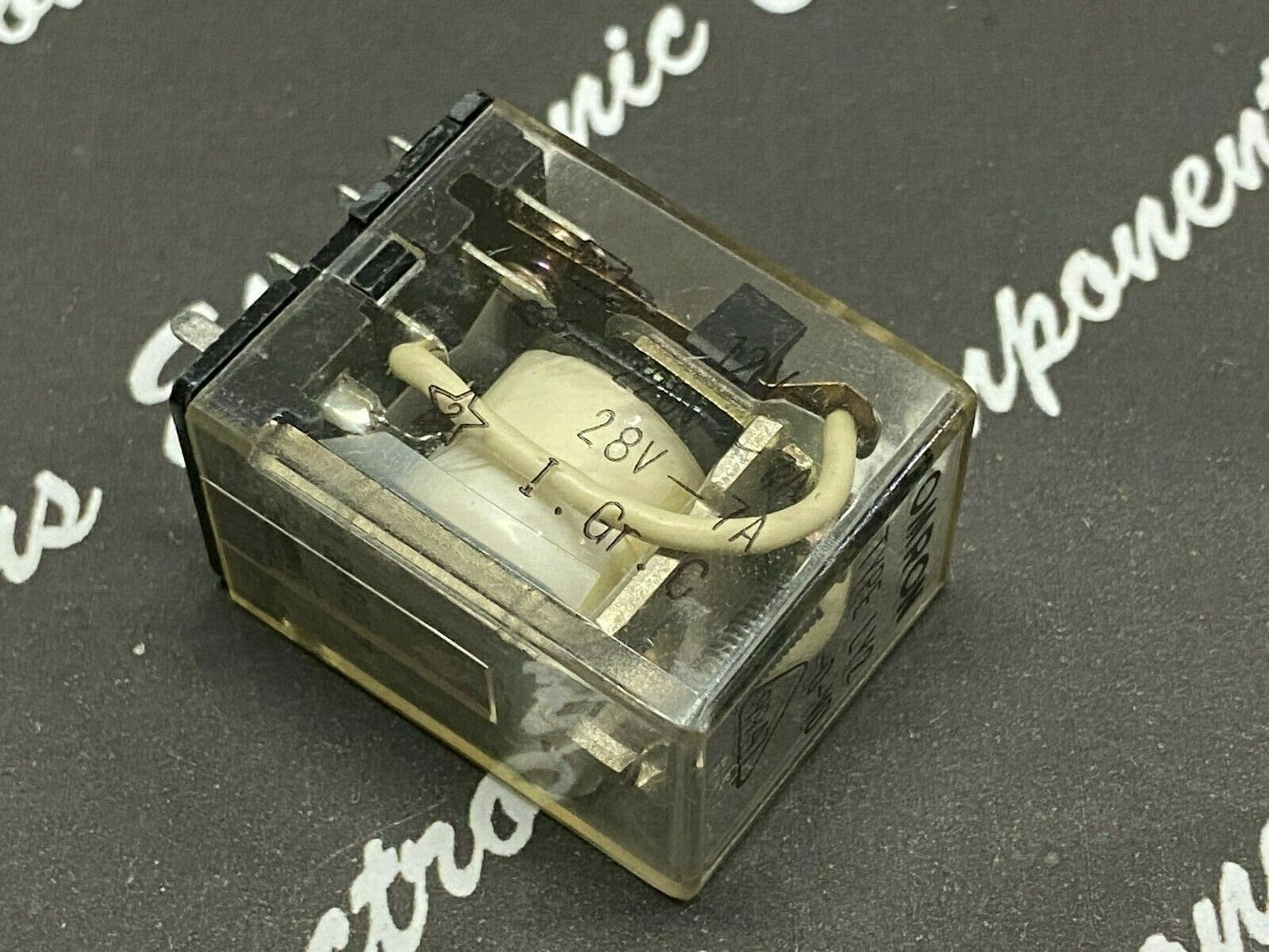 1pcs - OMRON LY2-0-VD 12V - 220V ~ 7A 28V - 7A I.Gr.C  Relay Japan