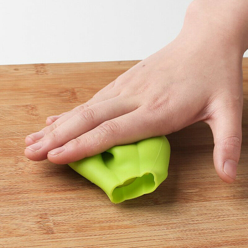 1 Piece Magic Silicone Garlic Peelers & Zesters Peel Too.l8