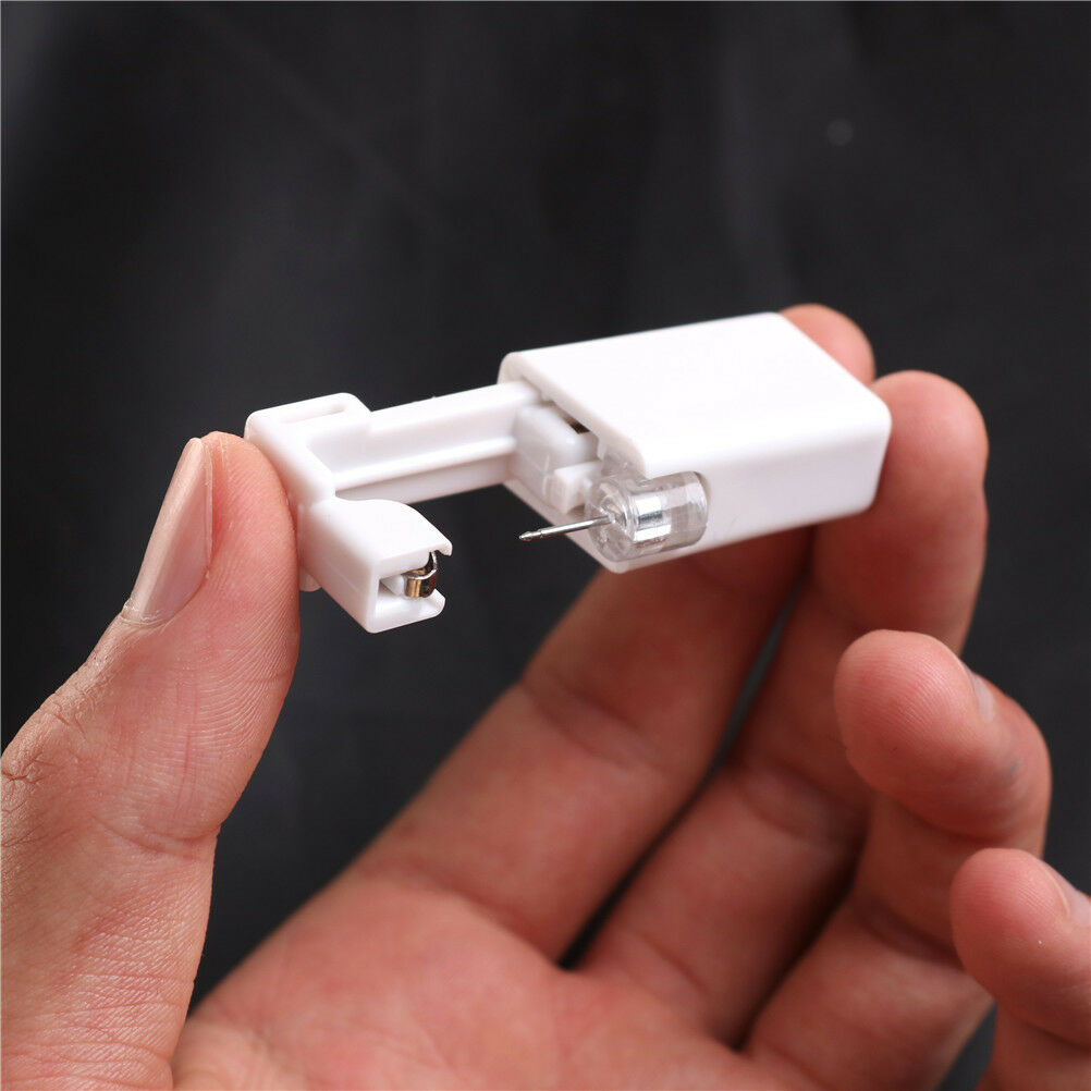 Disposable Sterile Body Ear Nose Lip Piercing Kit Tool Stud Safety .l8