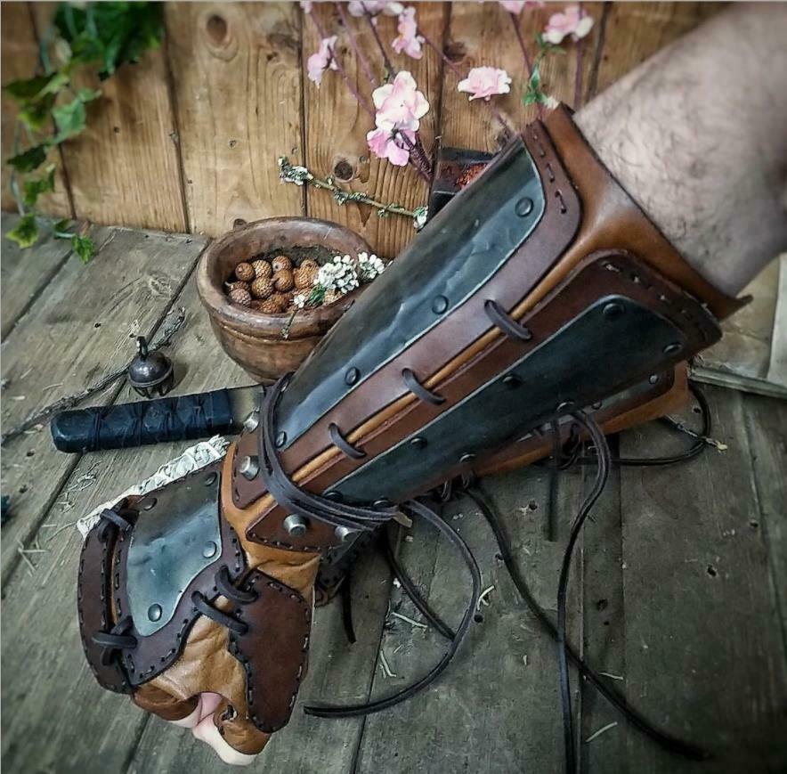 2021 Medieval Steampunk Retro Arm Guard Boxing Gloves Hand Lace Adjustable
