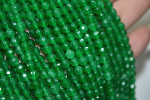 10PCS 4mm Faceted green emerald Round Gems Loose Beads 15 "AAAA