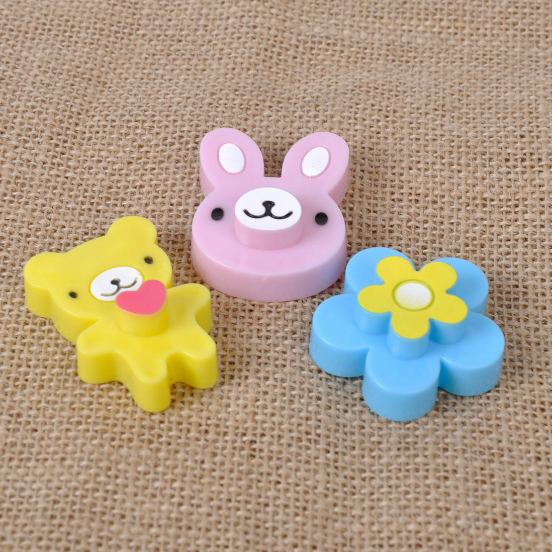 3X Sandwich Crust Cutter Cookie Bread Cake Toast Mold Rabbit Bear Flower .l8