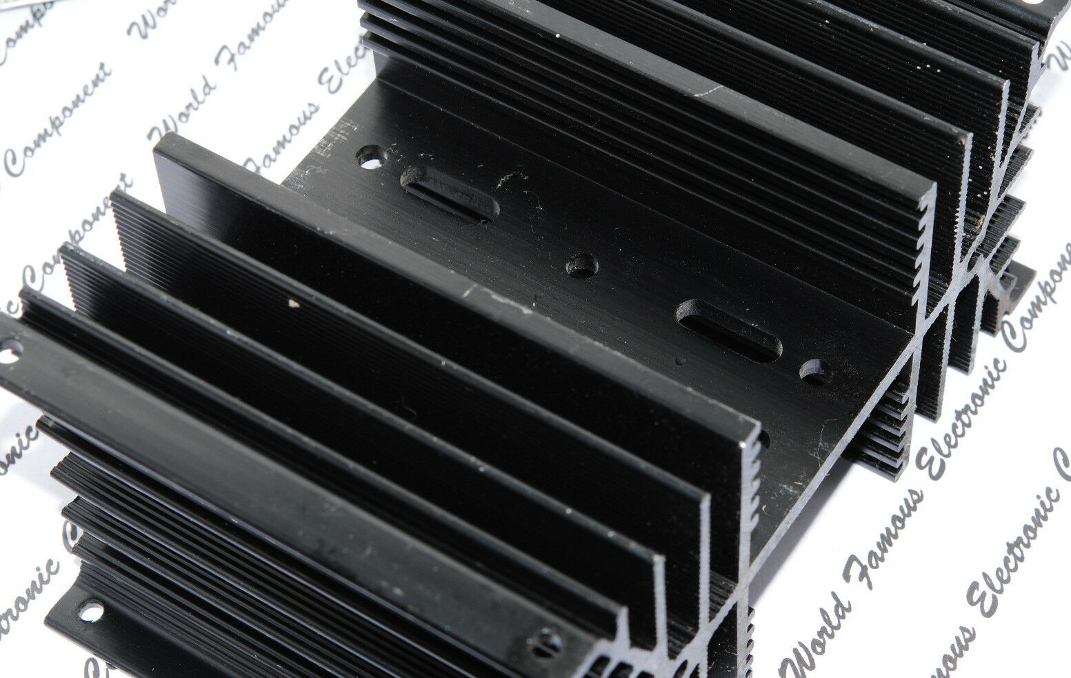1PCS - AMP Amplifier Large Aluminum Heat Sink - 130 x 90 x 65mm