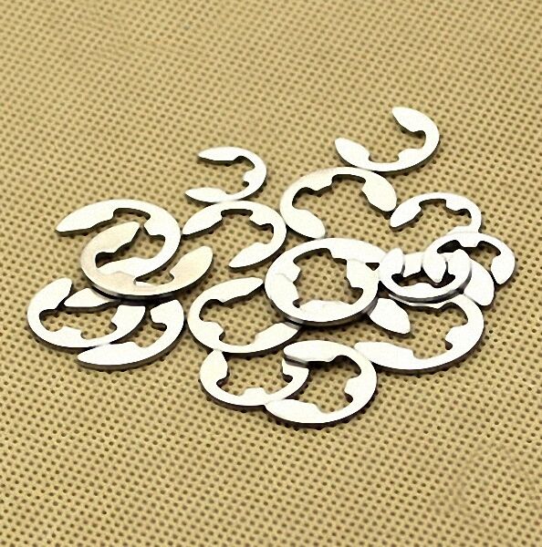100Pcs 5mm Stainless Steel E-Clip / Snap Ring / Circlip [M1]